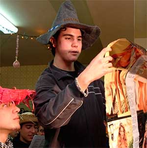 LECTURA DEL PREGÓN DE LAS FIESTAS DE LES DANSES DEL REI MORO