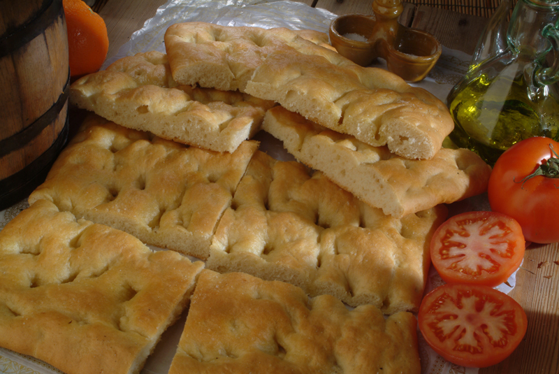 ALMUERZO CON PRODUCTOS TÍPICOS DE AGOST